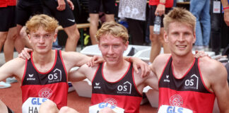 3 x 1000 m v.l. Leichtathleten Konstantin Hans, Matthias Apel und Mika Pikutzki