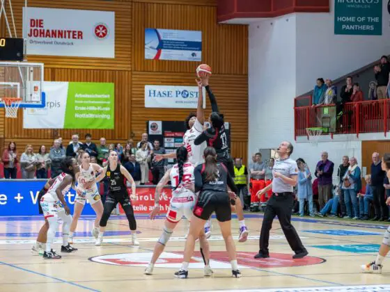 Dramatischer Playoff-Krimi: Panthers scheitern im ersten Spiel knapp an Luchsen