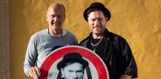 Die Auktionen sind ab sofort online. Interessierte können auf der Webseite www.unitedcharity.de nach den Kunstwerken suchen und bis zum 17. September mitbieten. Jeder Gebots-Euro hilft Menschen vor Ort. / Foto: Caritas, Mika Springwald