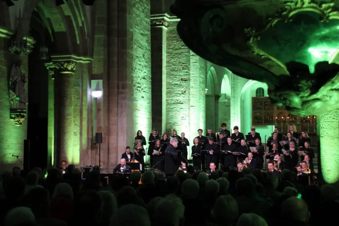 Big Band der Bundeswehr im Osnabrücker Dom. / Foto: Dominik Lapp in Innenstadt