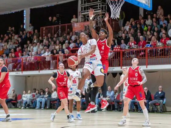 GiroLive-Panthers vs. TC Herne 1880. / Foto: Alexander Reinhard in Osnabrück (Gesamtstadt)