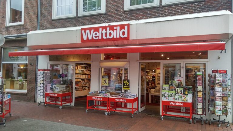 Weltbild in Leer