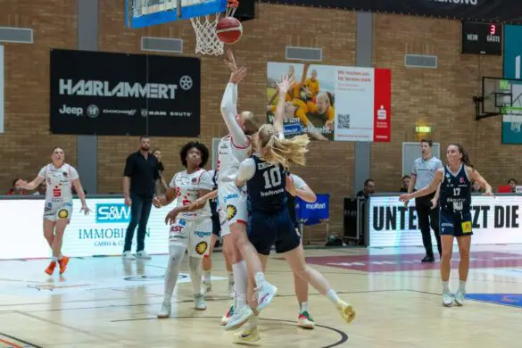Überlegener Heimsieg: GiroLive-Panthers dominieren gegen die Eisvögel USC Freiburg