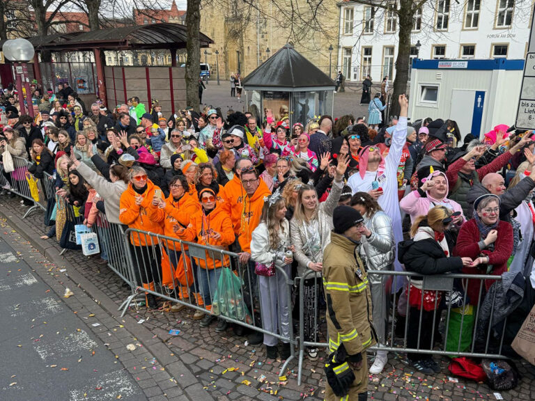 Ossensamstag 2025 / Foto: Christian Schäfer in Innenstadt