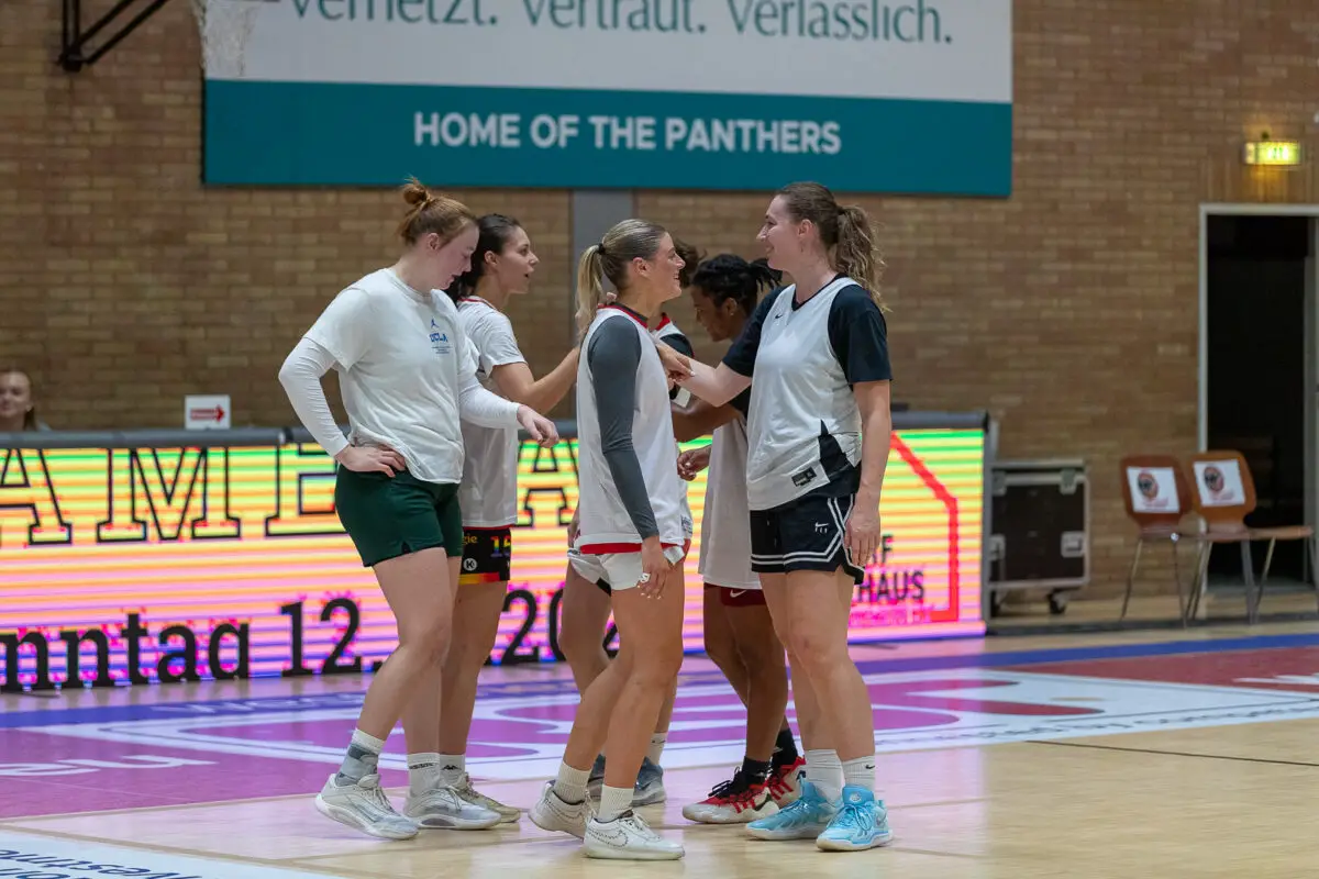 Verpasster Heimauftakt: GiroLive Panthers Osnabrück ohne Gegner – was war da los? Training der Girolive Panthers. / Foto: Alexander Reinhard