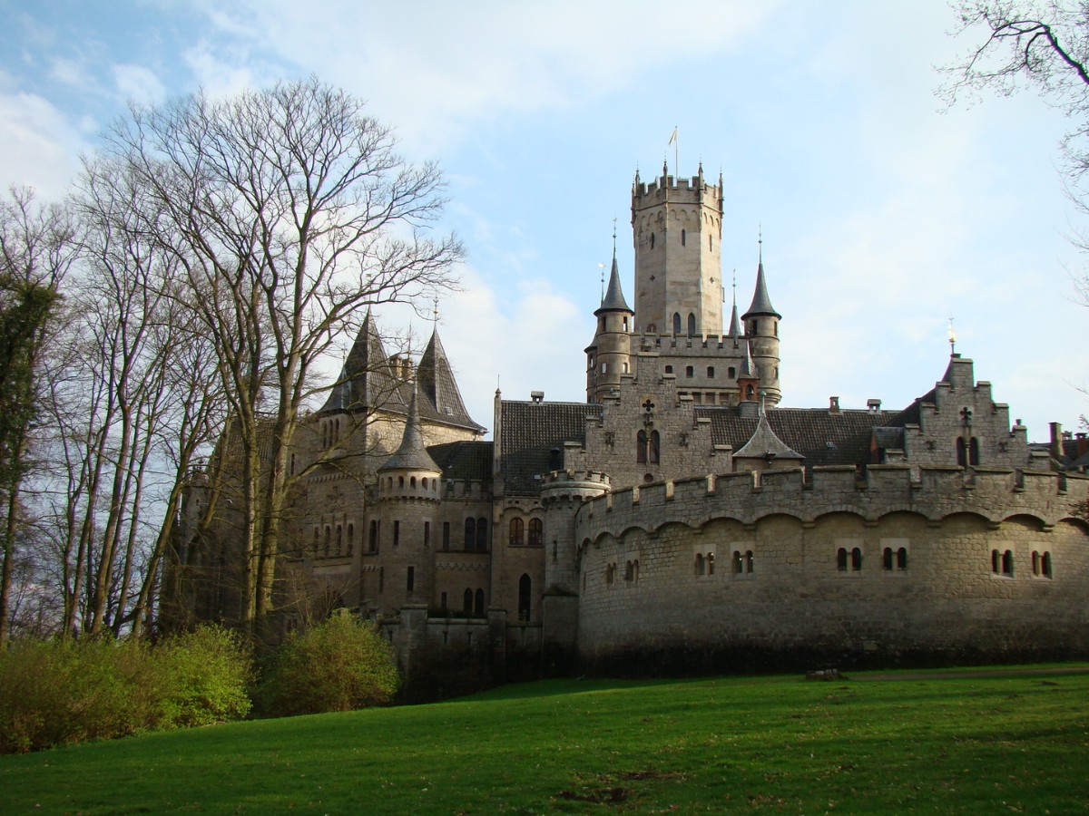 Erfolgsserie „Maxton Hall“: So sieht es am Drehort auf Schloss Marienburg bei Hannover aus