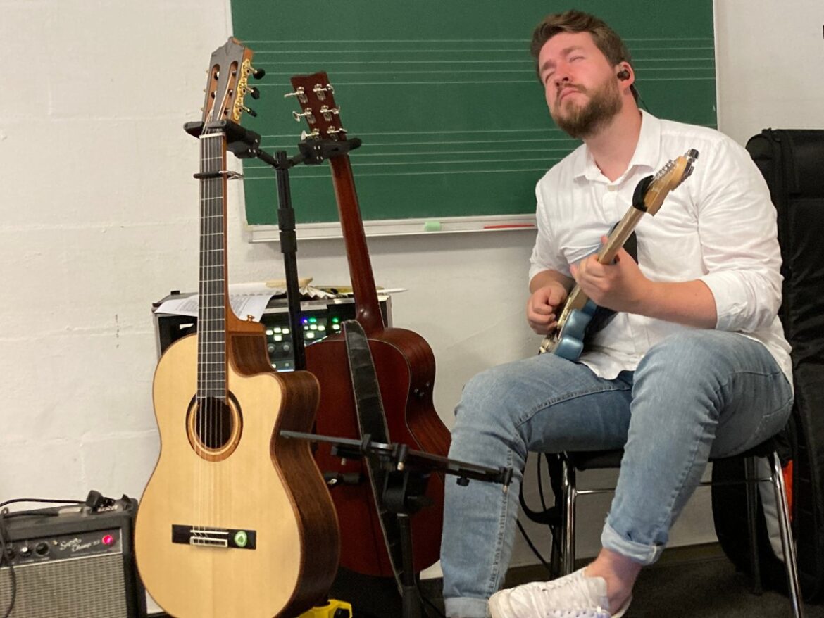 Der Osnabrücker Musiker Jakob Lübke. / Foto: Dominik Lapp