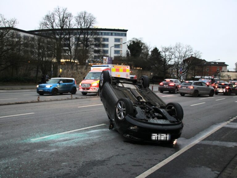 Unfall am Rißmüllerplatz. / Foto: Dominik Lapp