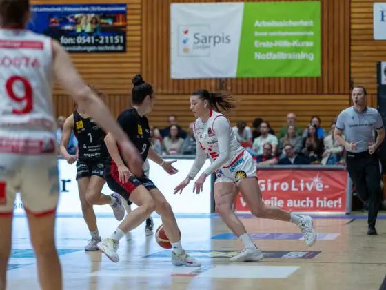 Dramatischer Playoff-Krimi: Panthers scheitern im ersten Spiel knapp an Luchsen