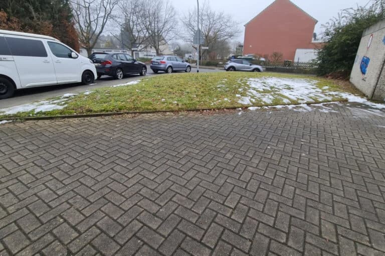 Kreuzung Charlottenburger Straße / Potsdamer Straße / Foto: Privat in Sonnenhügel