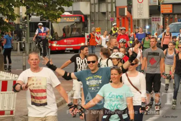 2x rund um die Stadt: auf Inlinern, Skate- und Longboards