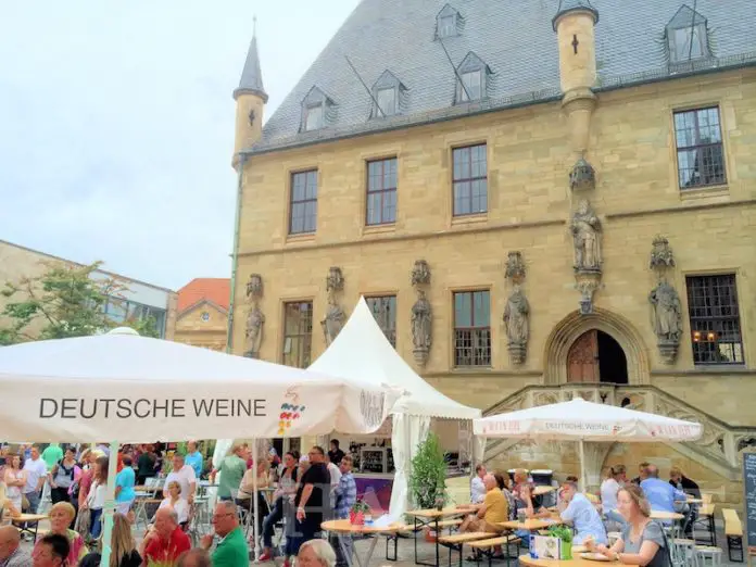 Bis zum Sonntag feiern die Weinhändler auf dem Osnabrücker