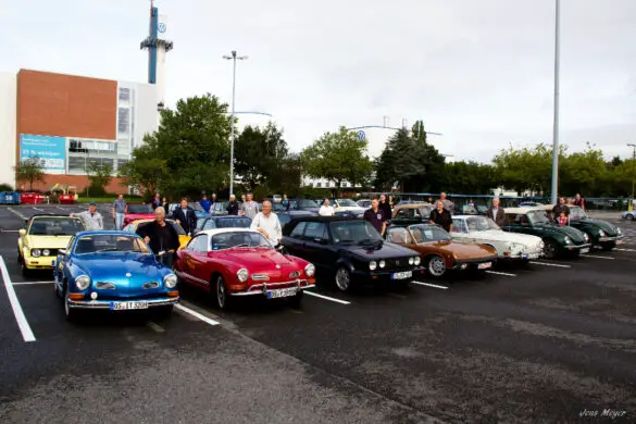 Familientreffen aller Karmann-Fahrzeuge am Werk