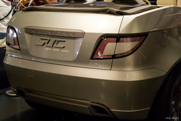 Familientreffen aller Karmann-Fahrzeuge am Werk