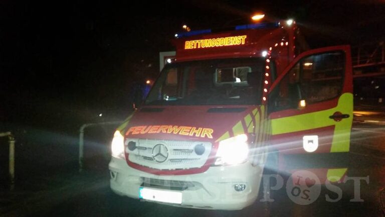 Symbolbild, Unfall, Osnabrück, Notarzt, Krankenwagen