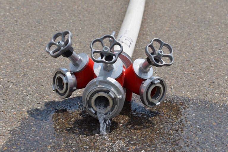 Symbolbild Feuerwehr Schlauch