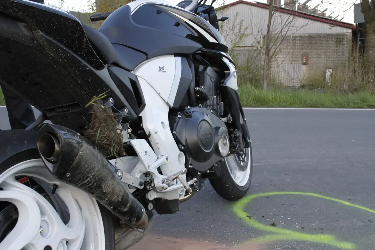 2016-04-15_Motorradfahrer-verunfallt_Hilter_007 Motorradfahrer verunfallt im Landkreis Osnabrück