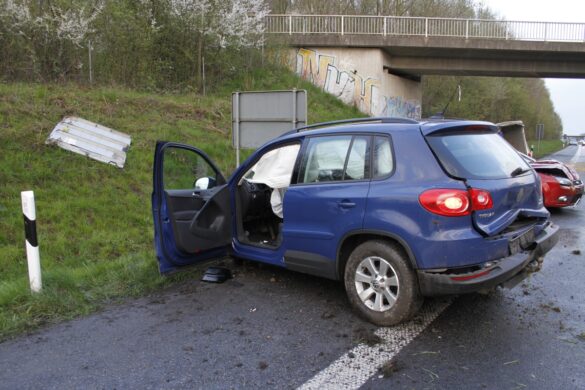 Unfall mit Zuchtkuh auf der A33