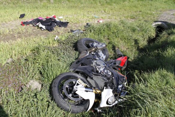 Motorradfahrer bei Unfall schwer verletzt