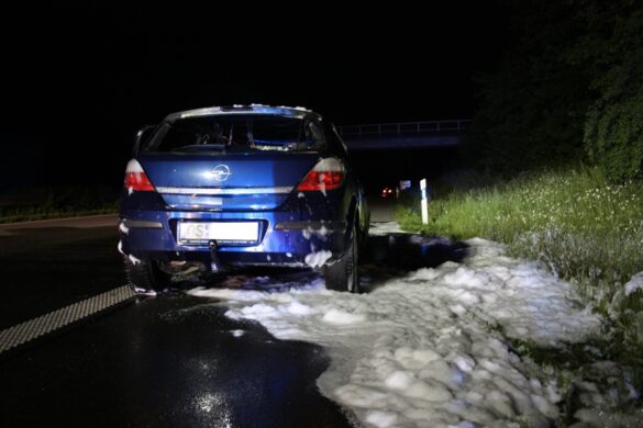 2016-05-19_PKW-Brand-Autobahn-A33_005 PKW brennt auf der A33 komplett aus