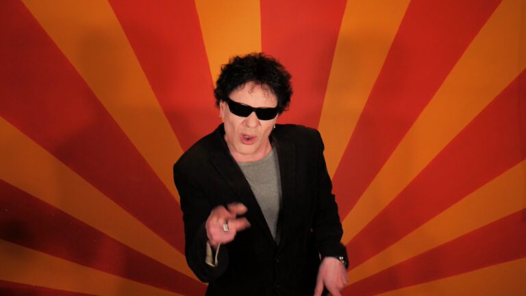 Svenson: Videopremiere, neues Album und Maiwoche