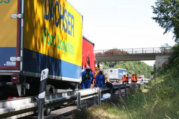Gefahrgutunfall auf der Autobahn A30 bei Osnabrück