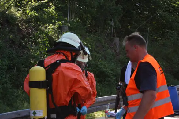 Gefahrgutunfall auf der Autobahn A30 bei Osnabrück