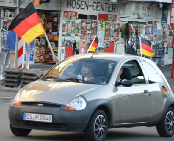 So schön feierte Osnabrück am Neumarkt das Achtelfinale