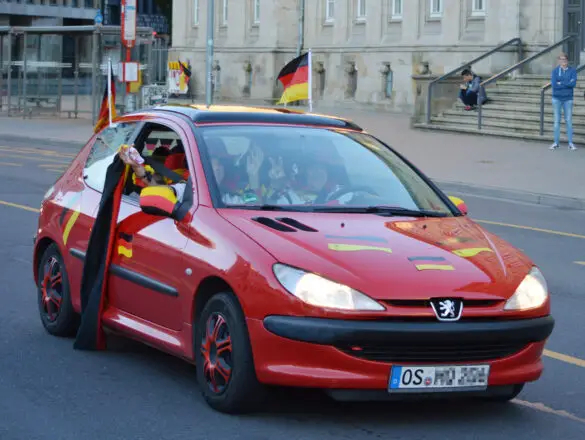 So schön feierte Osnabrück am Neumarkt das Achtelfinale