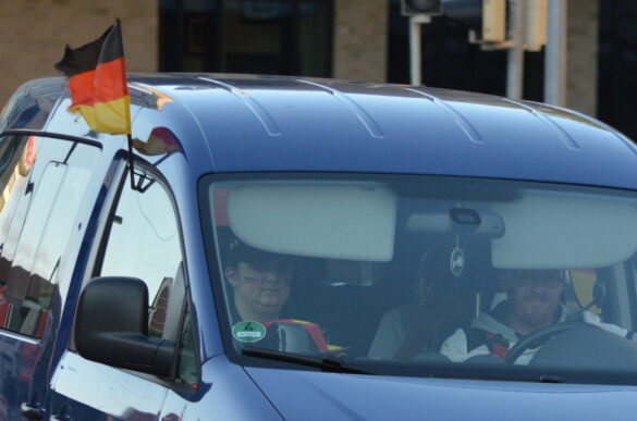 So schön feierte Osnabrück am Neumarkt das Achtelfinale