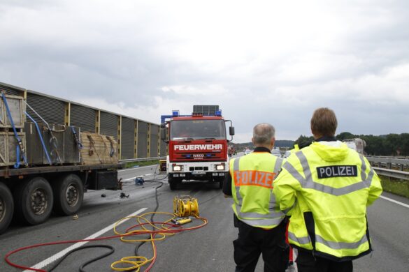 Schwerer LKW-Unfall auf der A1 bei Osnabrück