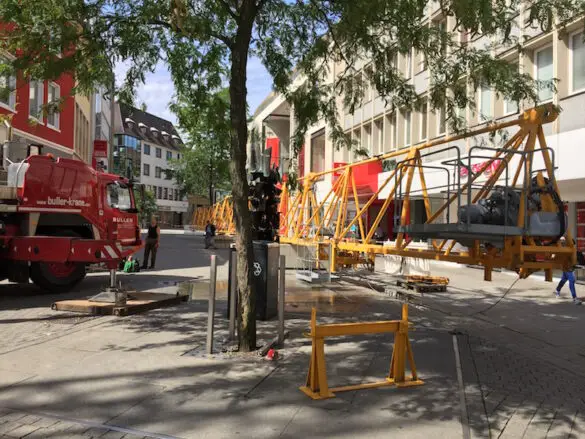 Der Kran steht – jetzt wird die Tchibo-Lücke neu bebaut