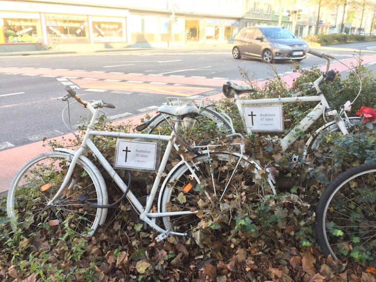 Ghostbikes Johannistorwall Osnabrück