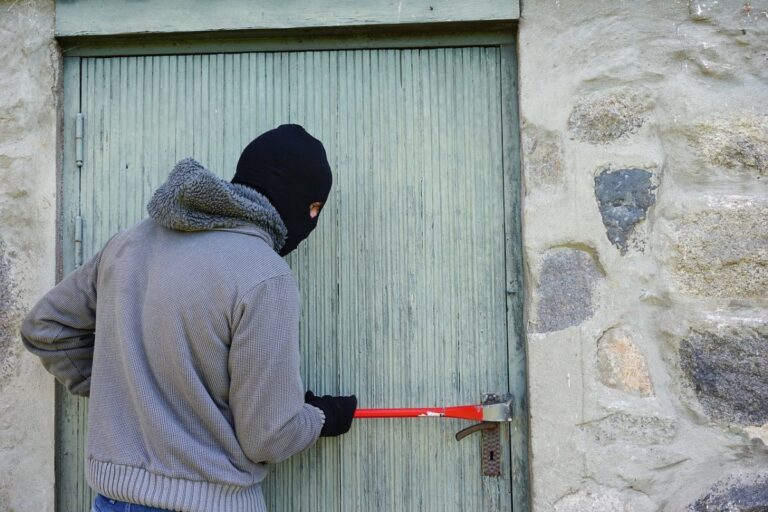 Symbolfoto Einbrecher in Georgsmarienhütte