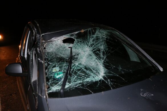 PKW überschlägt sich mehrfach in Osnabrücker Autobahnkreuz