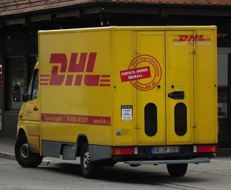 DHL Zustellfahrzeug