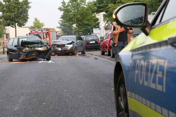 Mehrere Verletzte bei PKW-Zusammenstoß in Osnabrück
