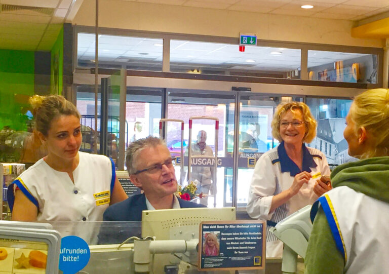 Frank henning bei EDEKA Möllenkamp