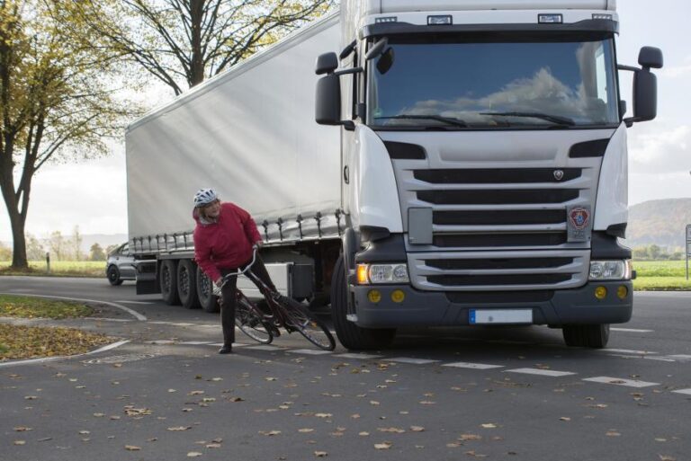 Abbiegeunfall LKW