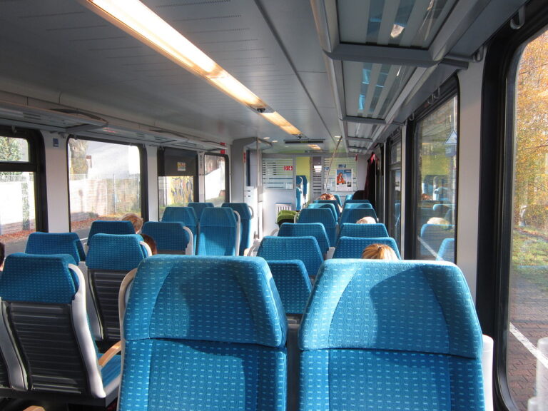 Westfalenbahn, Zug