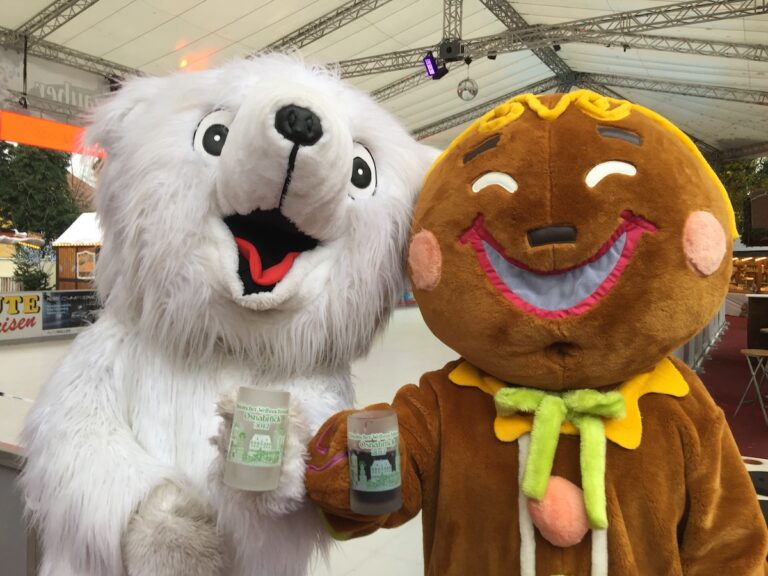 Eisbär und Lebkuchenmann Weihnachtsmarkt Osnabrück