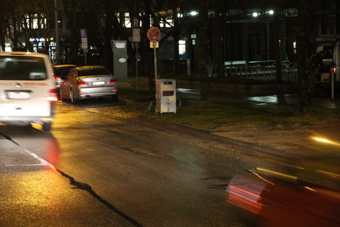 Blitzer, Radarkontrolle, Radar, Geschwindigkeit