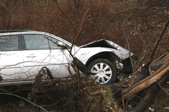 2017-12-03_Unfall-PKW-in-Graben-Autobahn-A30-Osnabrueck_005 Schwerer Unfall auf der Autobahn A30