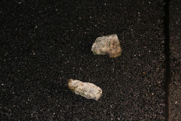 Unfall und Steine auf der Autobahn bei Osnabrück