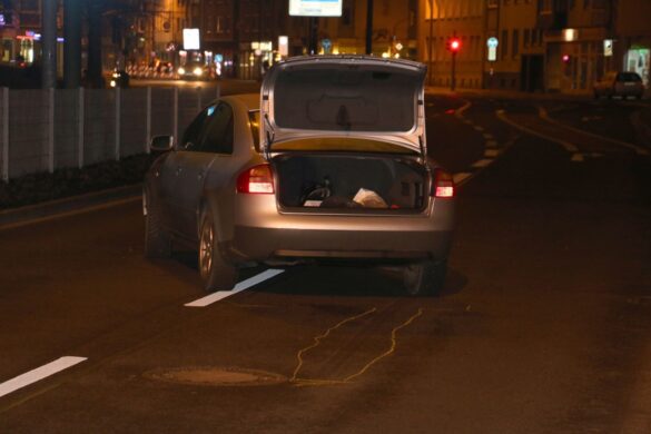 Fußgänger in der Nacht zu Mittwoch vor dem Osnabrücker Schloss von PKW erfasst [Update]