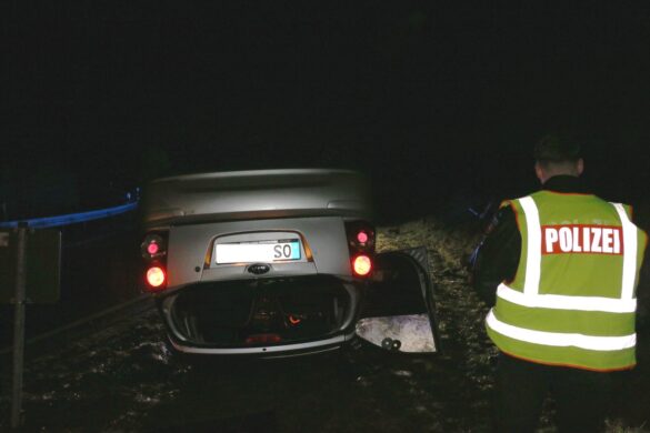 PKW in Autobahnkreuz Osnabrück-Süd überschlagen