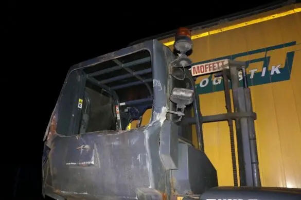 2018-02-07_Unfall-Transporter-LKW-A1-Autobahn-Osnabrueck_004 Transporter kracht auf LKW auf der Autobahn A1 bei Osnabrück