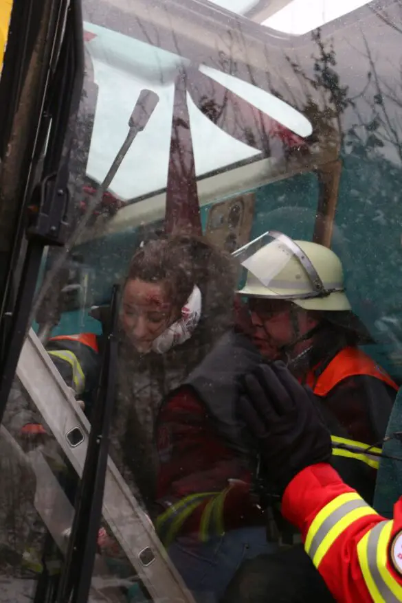 Unfall mit BUS und PKW - Alarmübung bei Bramsche (360°)