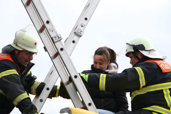 Unfall mit BUS und PKW - Alarmübung bei Bramsche (360°)