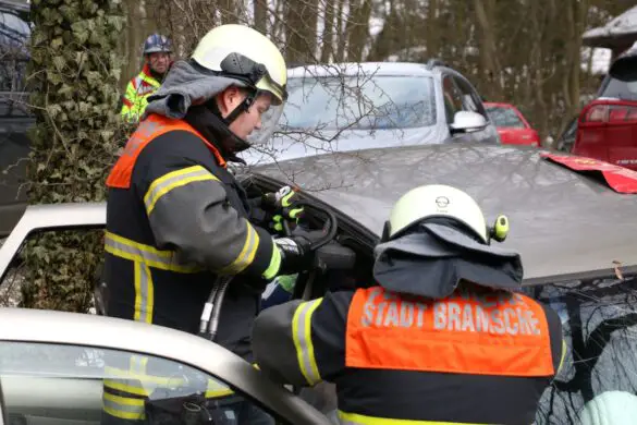 Unfall mit BUS und PKW - Alarmübung bei Bramsche (360°)